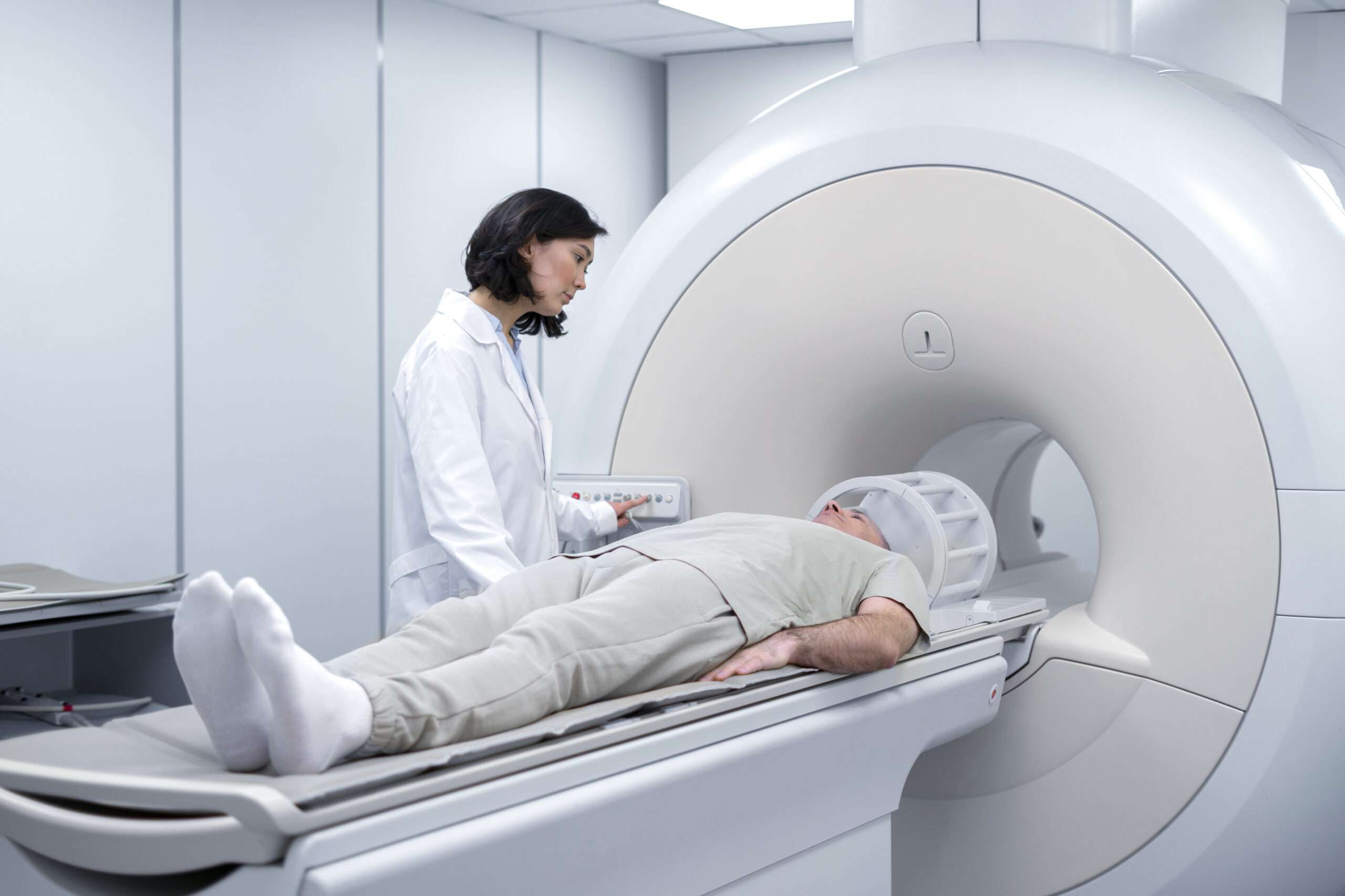 Common Types of Diagnostic Imaging: X-ray, MRI, CT Scan & Ultrasound